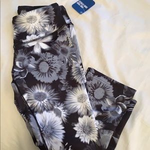 NWT Reebok Floral Leggings